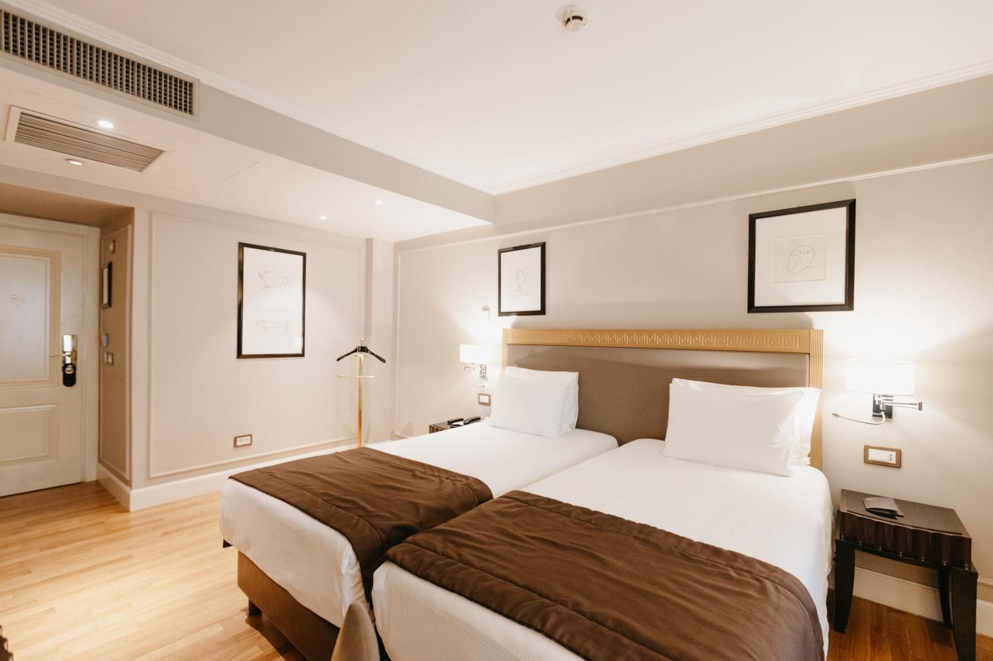 Grand Hotel Yerevan - Small Luxury Hotels Of The World Eksteriør bilde