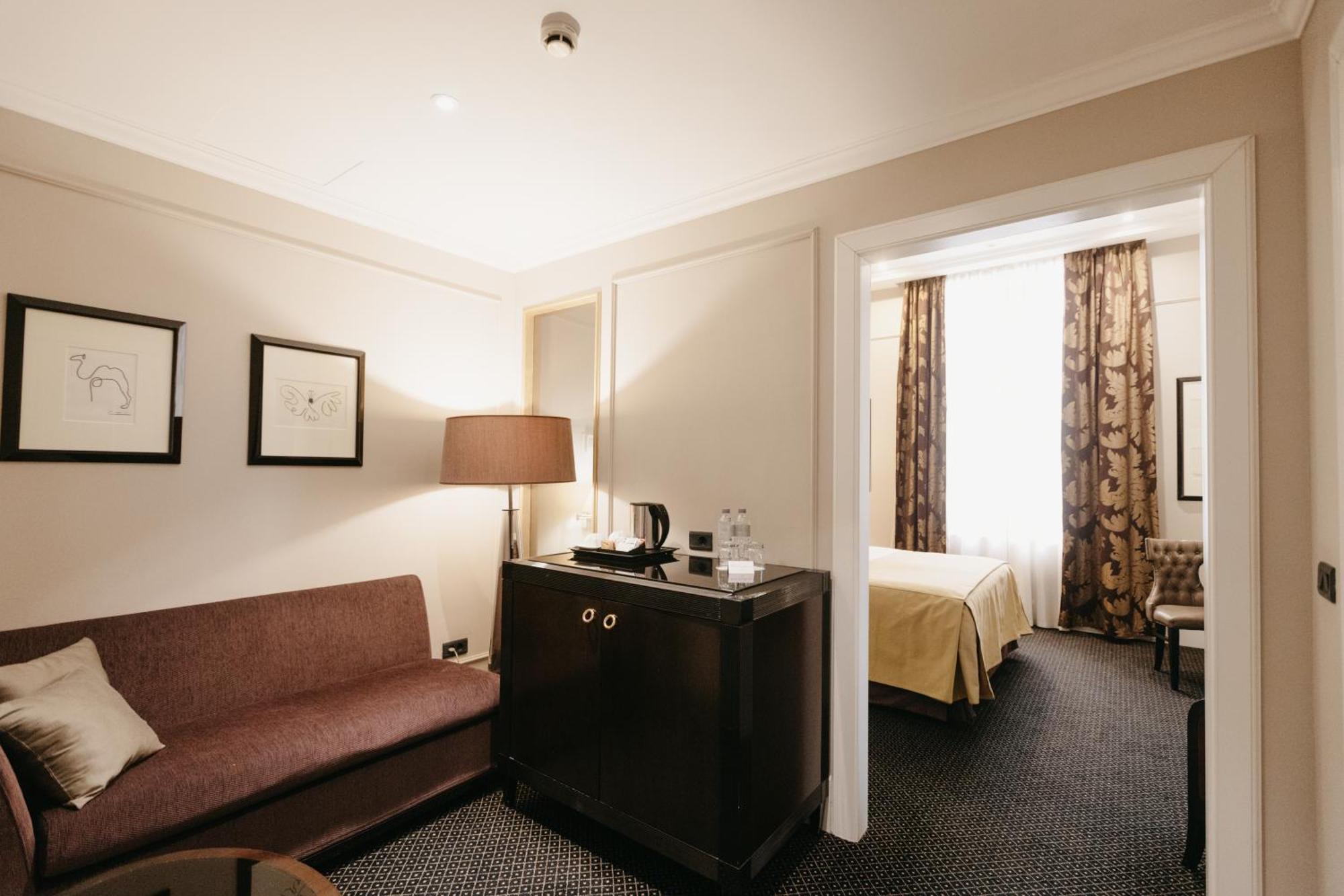 Grand Hotel Yerevan - Small Luxury Hotels Of The World Eksteriør bilde