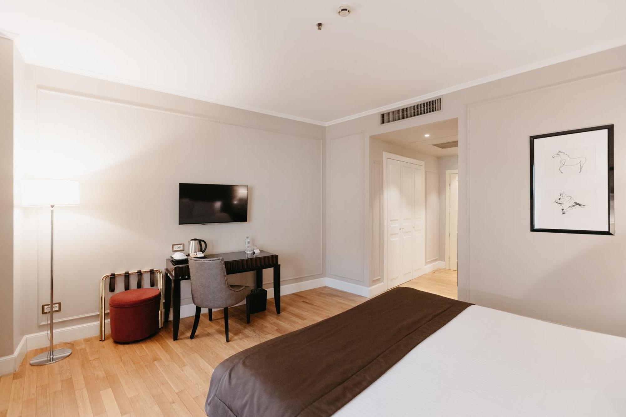 Grand Hotel Yerevan - Small Luxury Hotels Of The World Eksteriør bilde