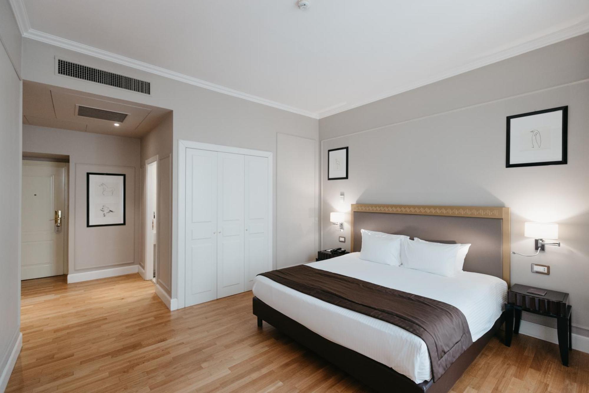 Grand Hotel Yerevan - Small Luxury Hotels Of The World Eksteriør bilde