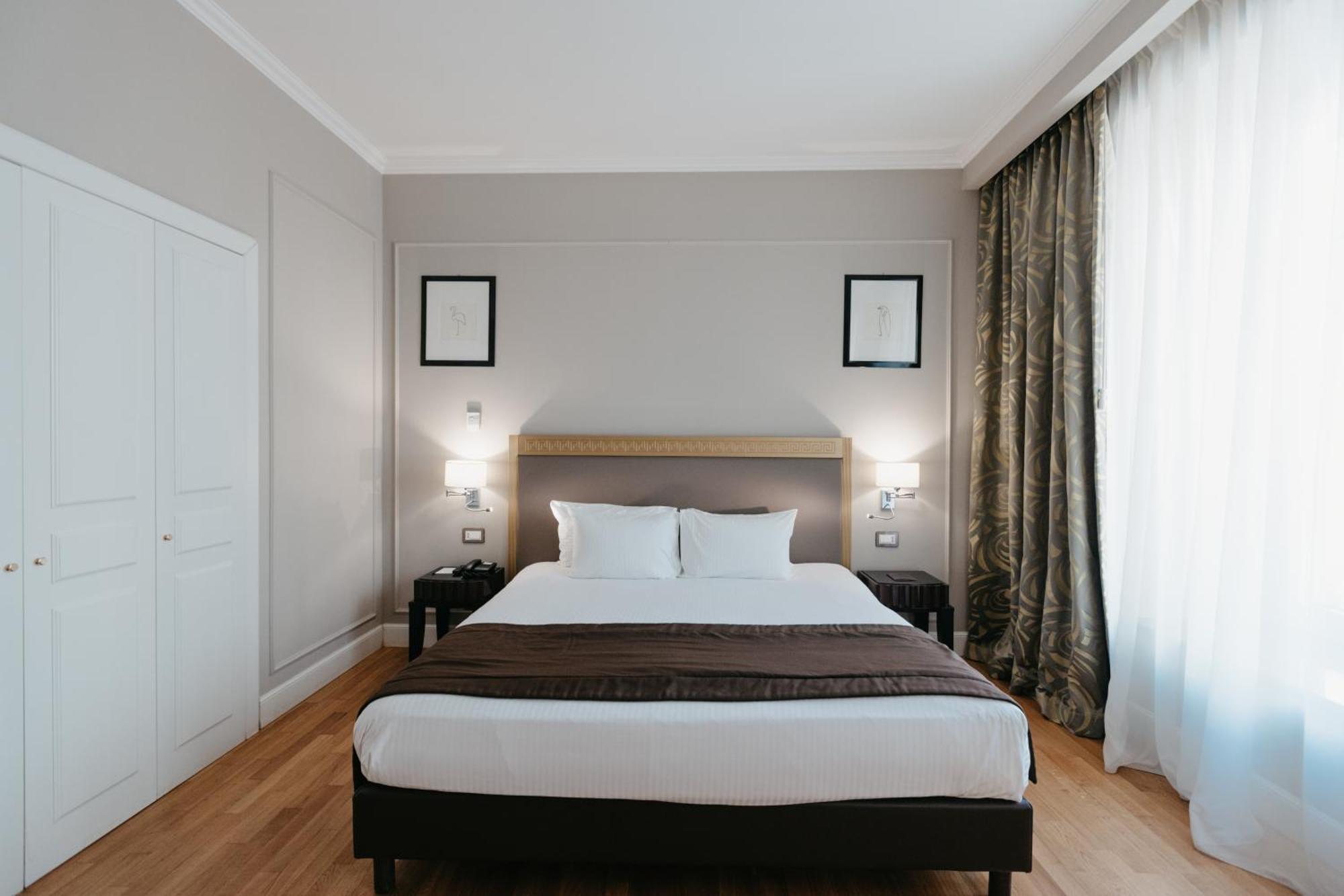 Grand Hotel Yerevan - Small Luxury Hotels Of The World Eksteriør bilde