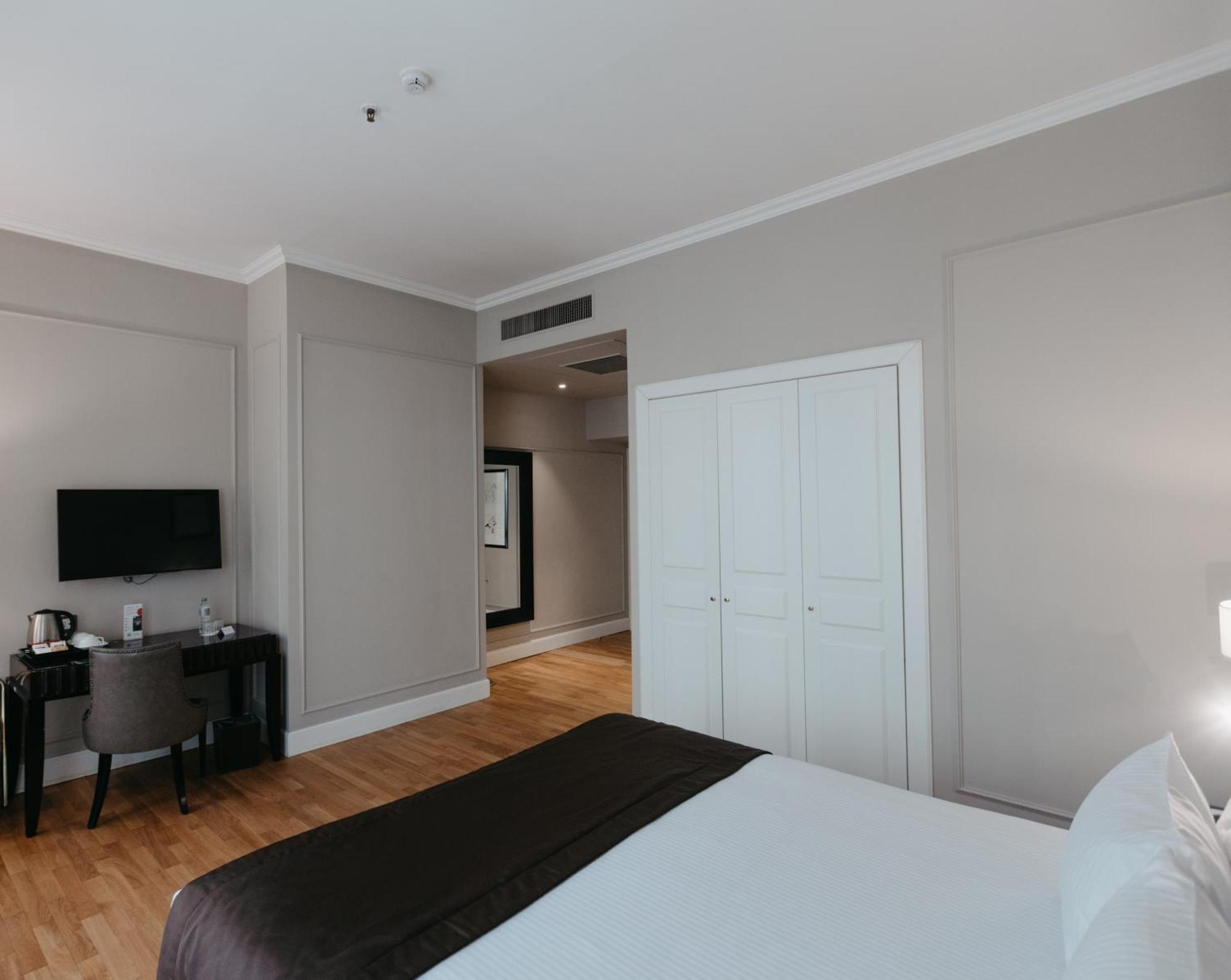 Grand Hotel Yerevan - Small Luxury Hotels Of The World Eksteriør bilde