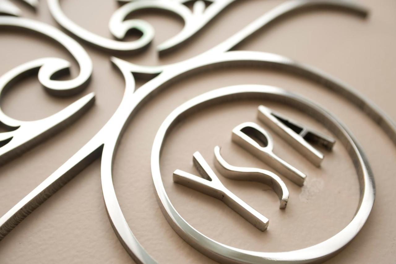 Grand Hotel Yerevan - Small Luxury Hotels Of The World Eksteriør bilde YSL logo